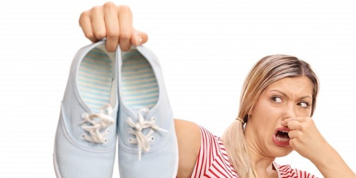4 tips to eliminate foot odor
